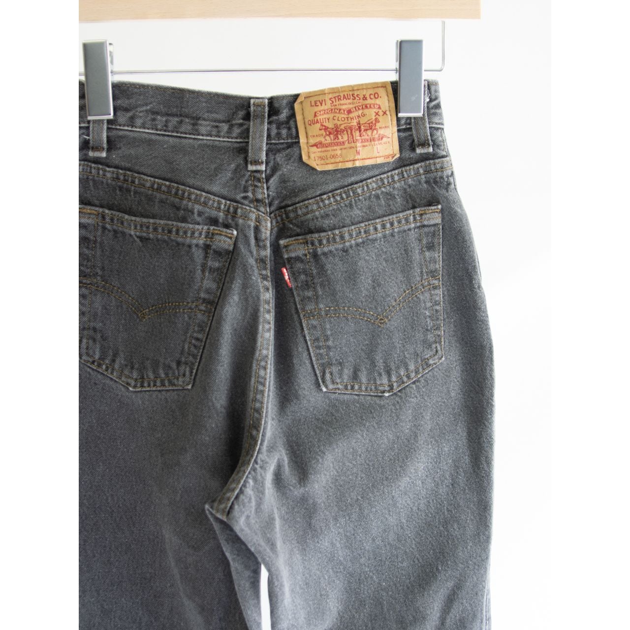 LEVI'S 17501】Made in U.S.A. 90's Tapered Denim Pants 1M（リーバイス アメリカ製  テーパードデニムパンツ ブラックジーンズ） | MASCOT/E