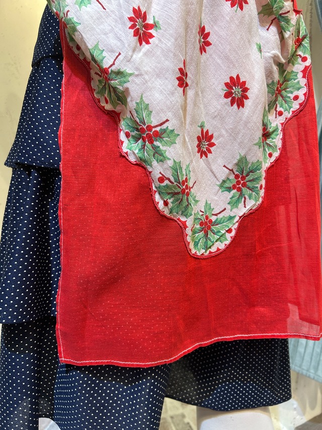 Vintage holly motif Christmas apron
