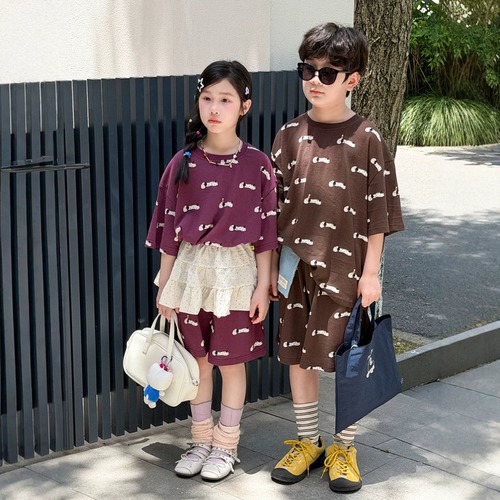 【セット】総柄ロゴプリント半袖Tシャツハーフパンツセットアップ
