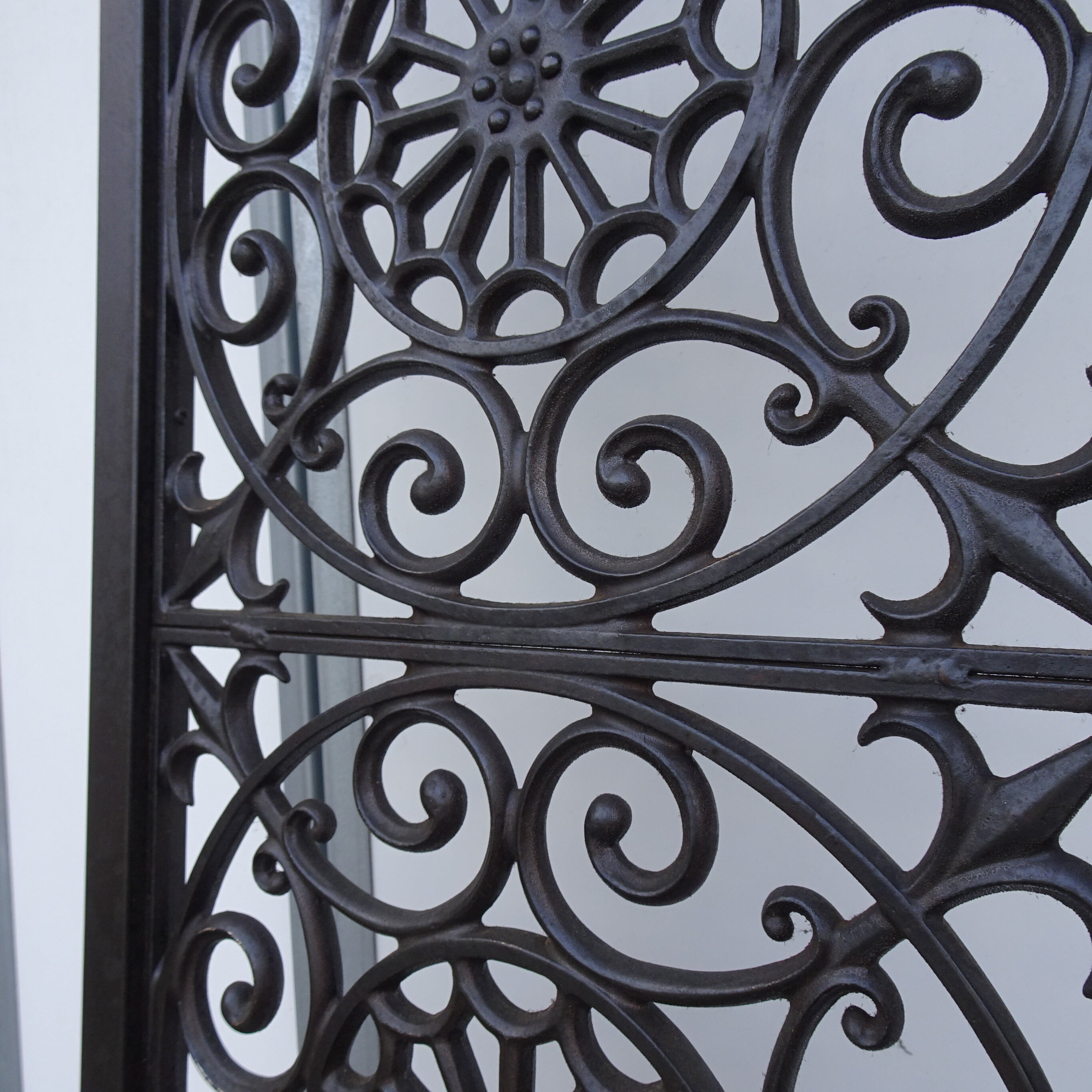 アイアンパーテーション2 | 純喫茶家具の村田商會