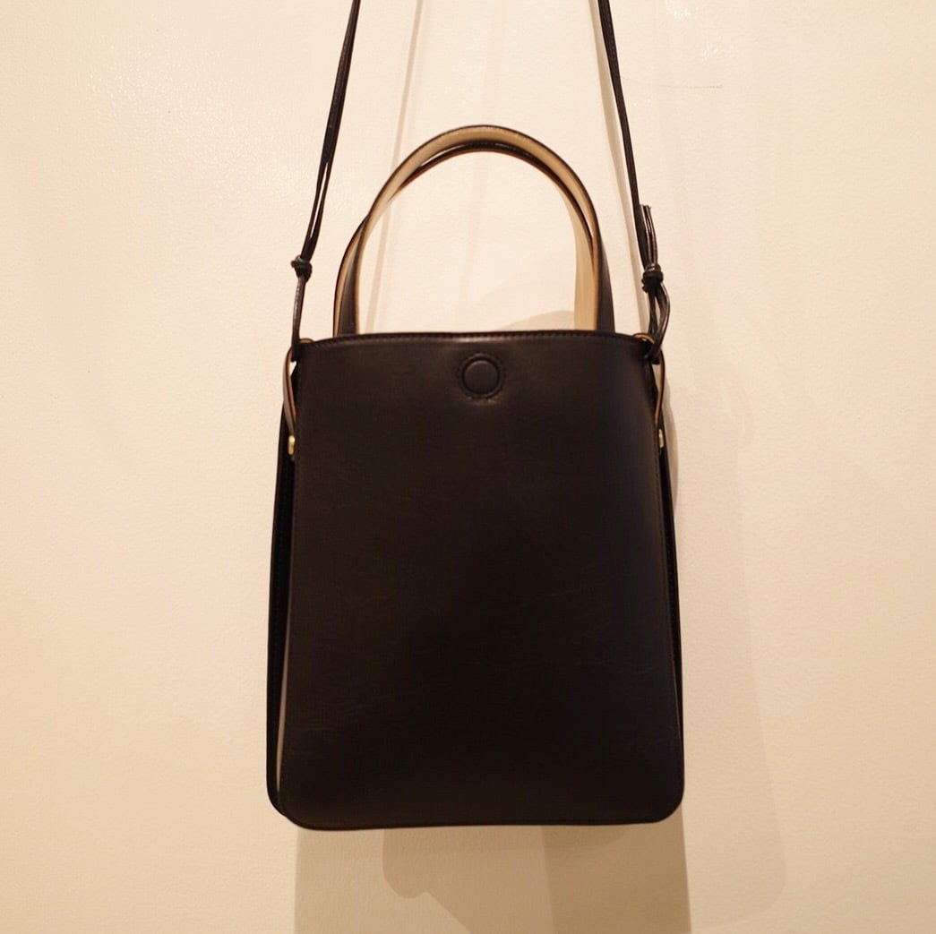 再入荷MARROW (マロウ) ROUNDED BOX BLACK | Debby