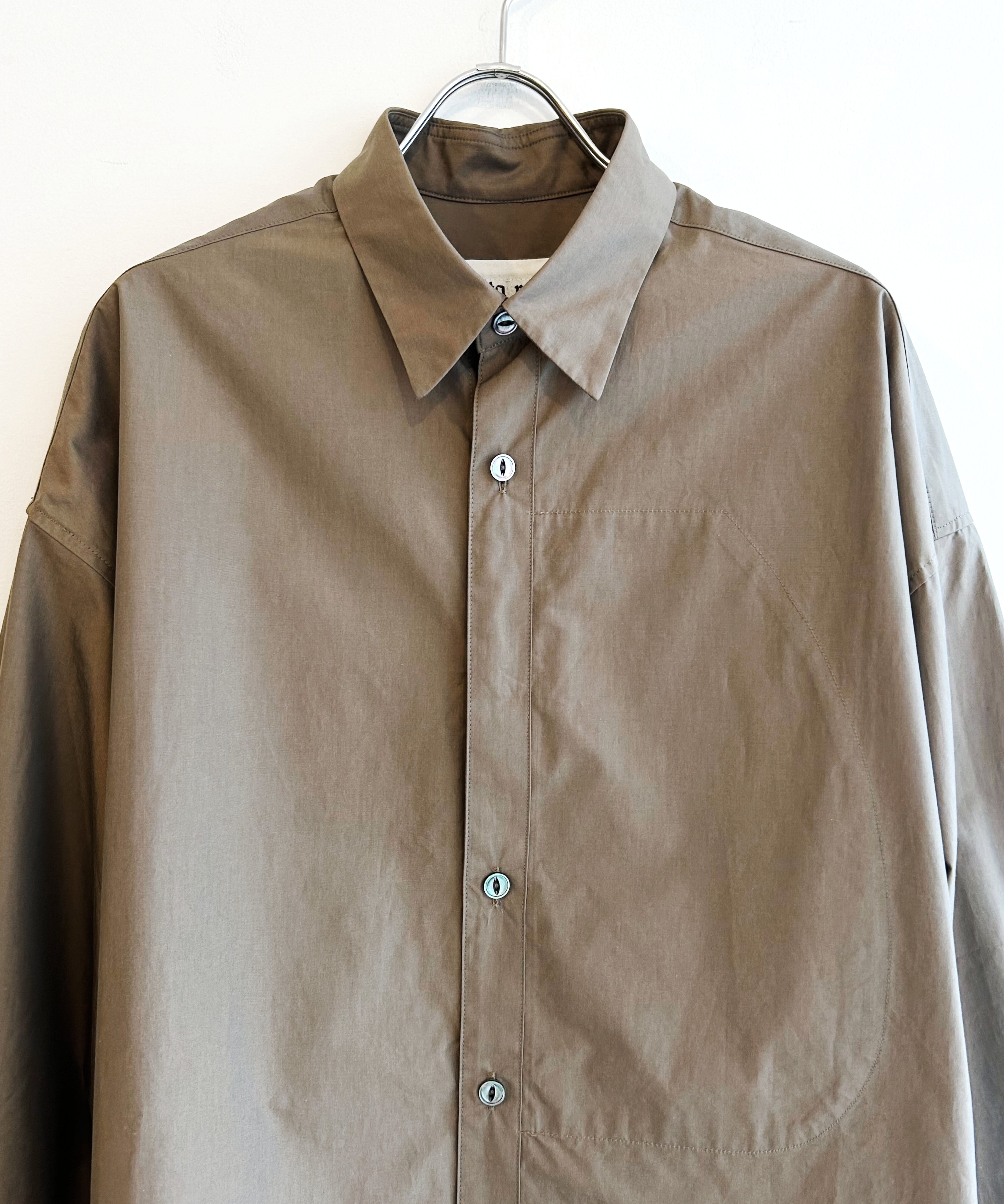 beta post / B02LESH-05 FLY FRONT POCKET OVER SHIRT (KHAKI