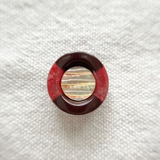 イタリア ボルドー×黄蝶貝 18㎜