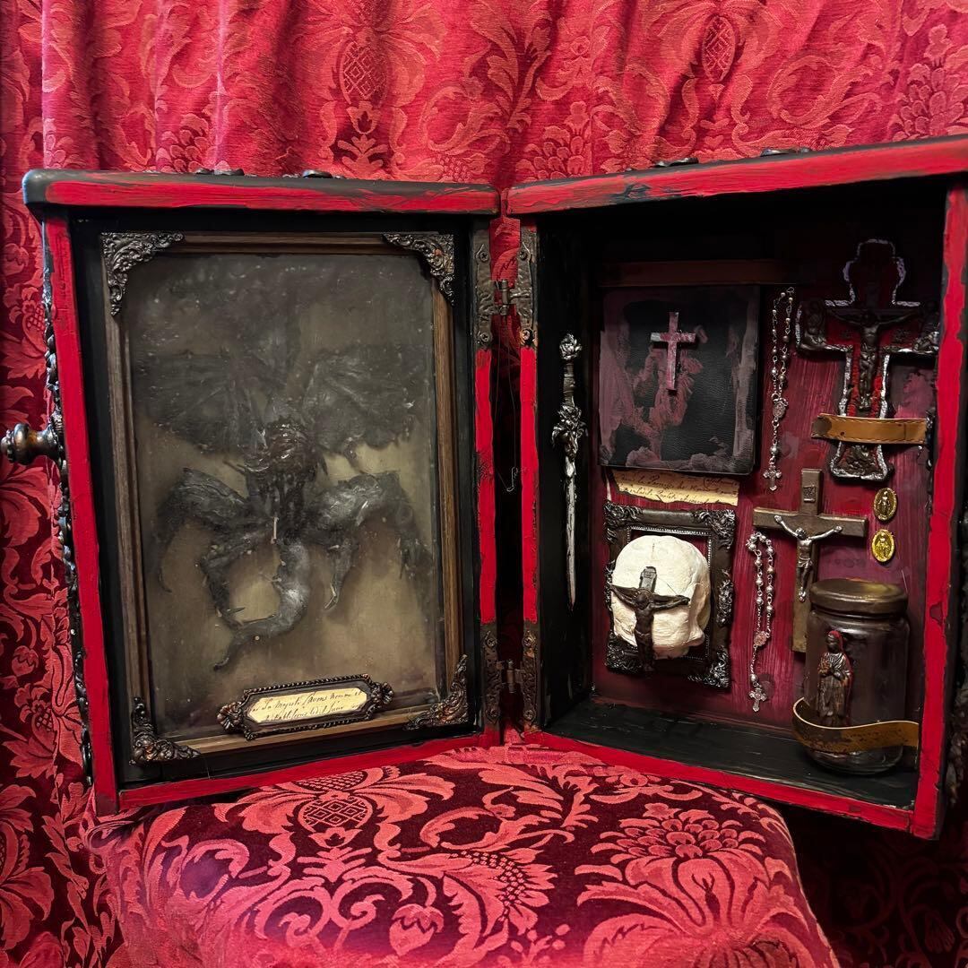 1点限定品】悪魔滅殺祭壇(middle) | VIRTU MORE