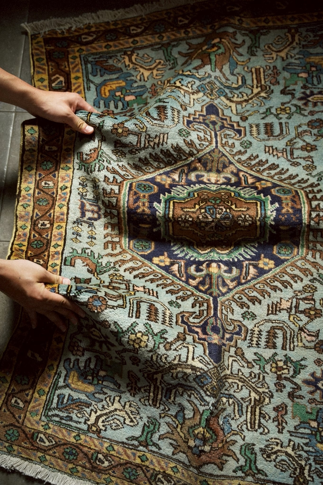 1705-Vintage Percian Ardabil  rug