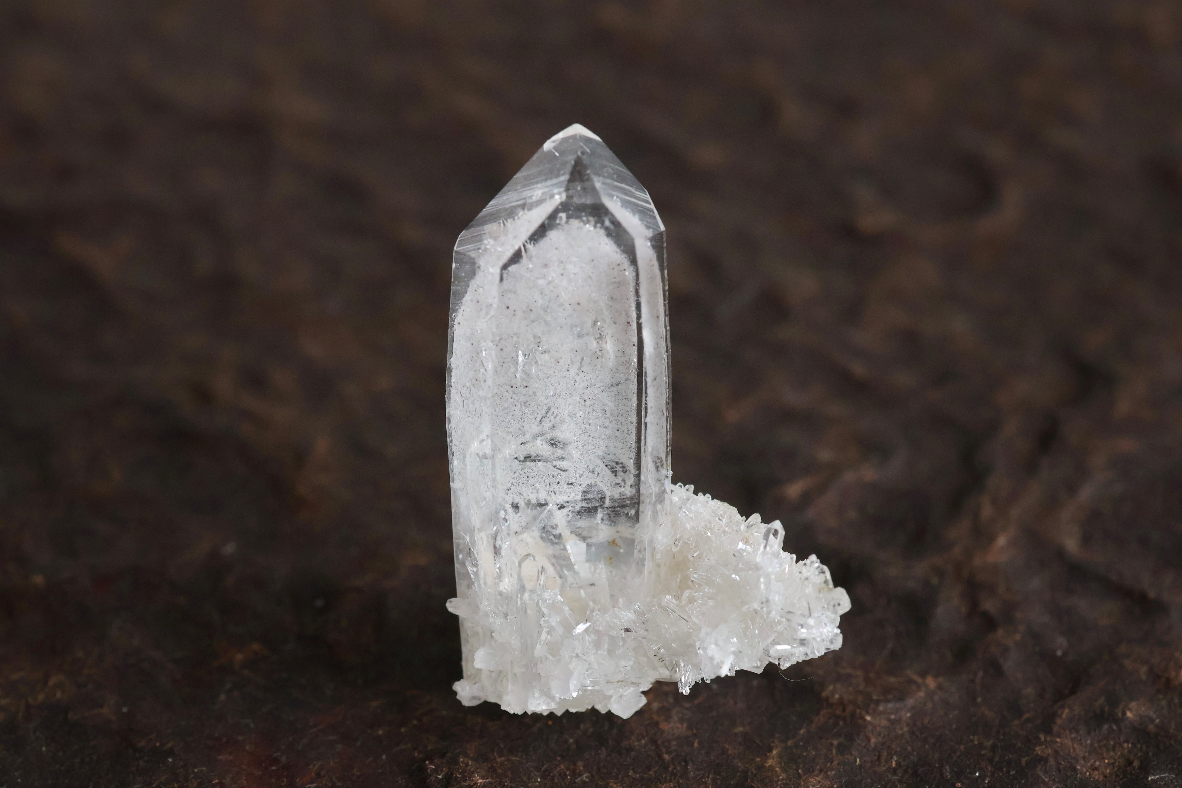 虹入り‼️ヒマラヤのレムリアン水晶 マカルー産 虹入り‼️ヒマラヤのレムリアン水晶 マカルー産 【公式通販】