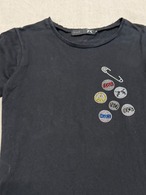''roar'' badge design T-shirts