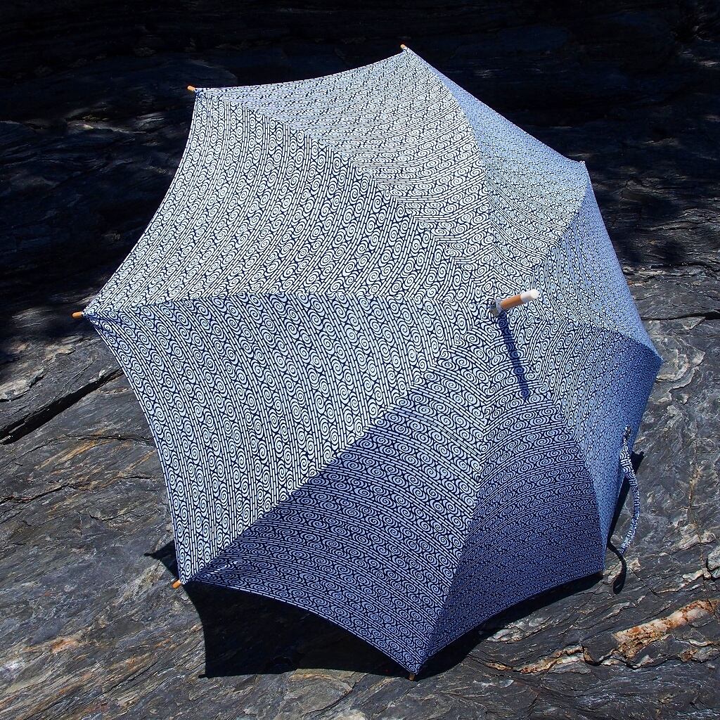着物リメイク日傘＊流水紋の浴衣反物から作った日傘, Kimono upcycling