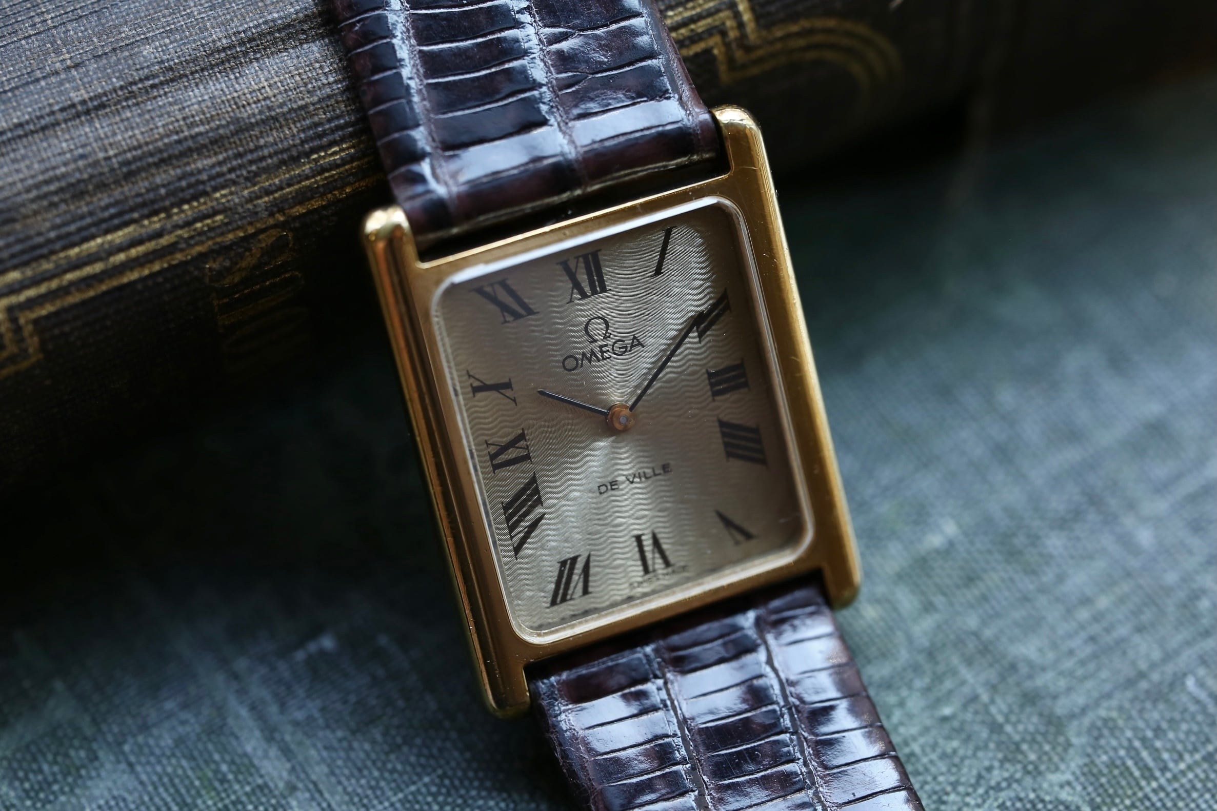 OMEGA】 1970's オメガ デビル レクタンギュラー ローマン OMEGA】 1970's オメガ デビル レクタンギュラー ローマン
