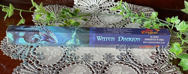 お香 スティックタイプ ウォータードラゴン　Water Dragon Incense Sticks by Anne Stokes イギリスより