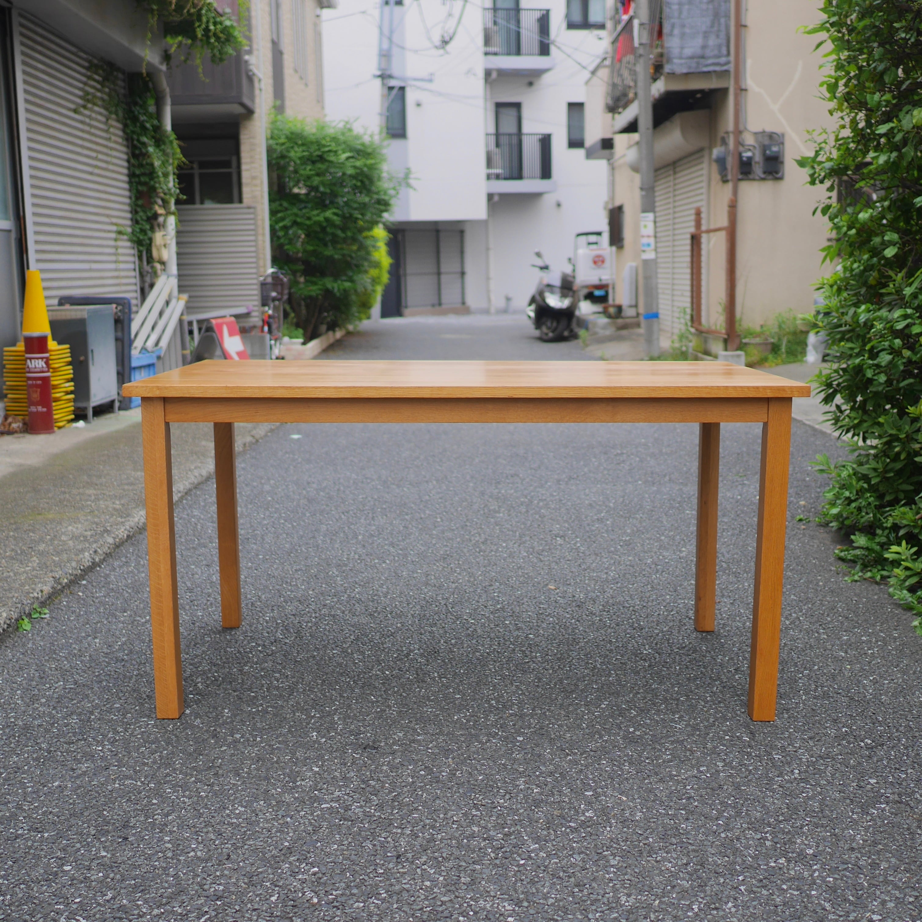 無印良品 無垢材ダイニングテーブル | トリノス-torinoth- | 新宿区
