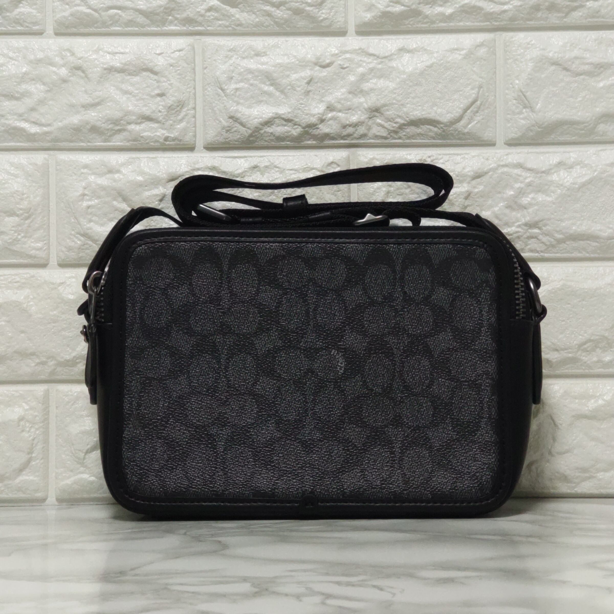 8f6d666193a82a23736d045ca8eb76  