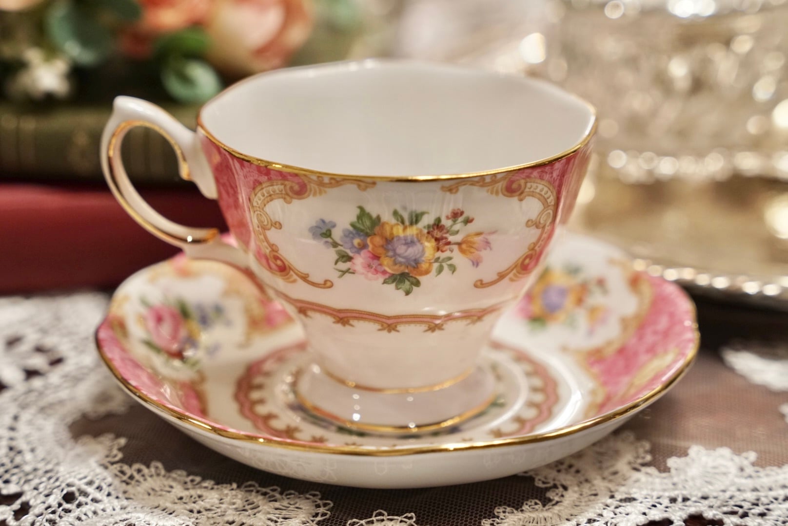   Lady Carlyle ティーカップ＆ソーサー 6客 Royal Albert】ロイヤルアルバート Lady Carlyle レディ・カーライル