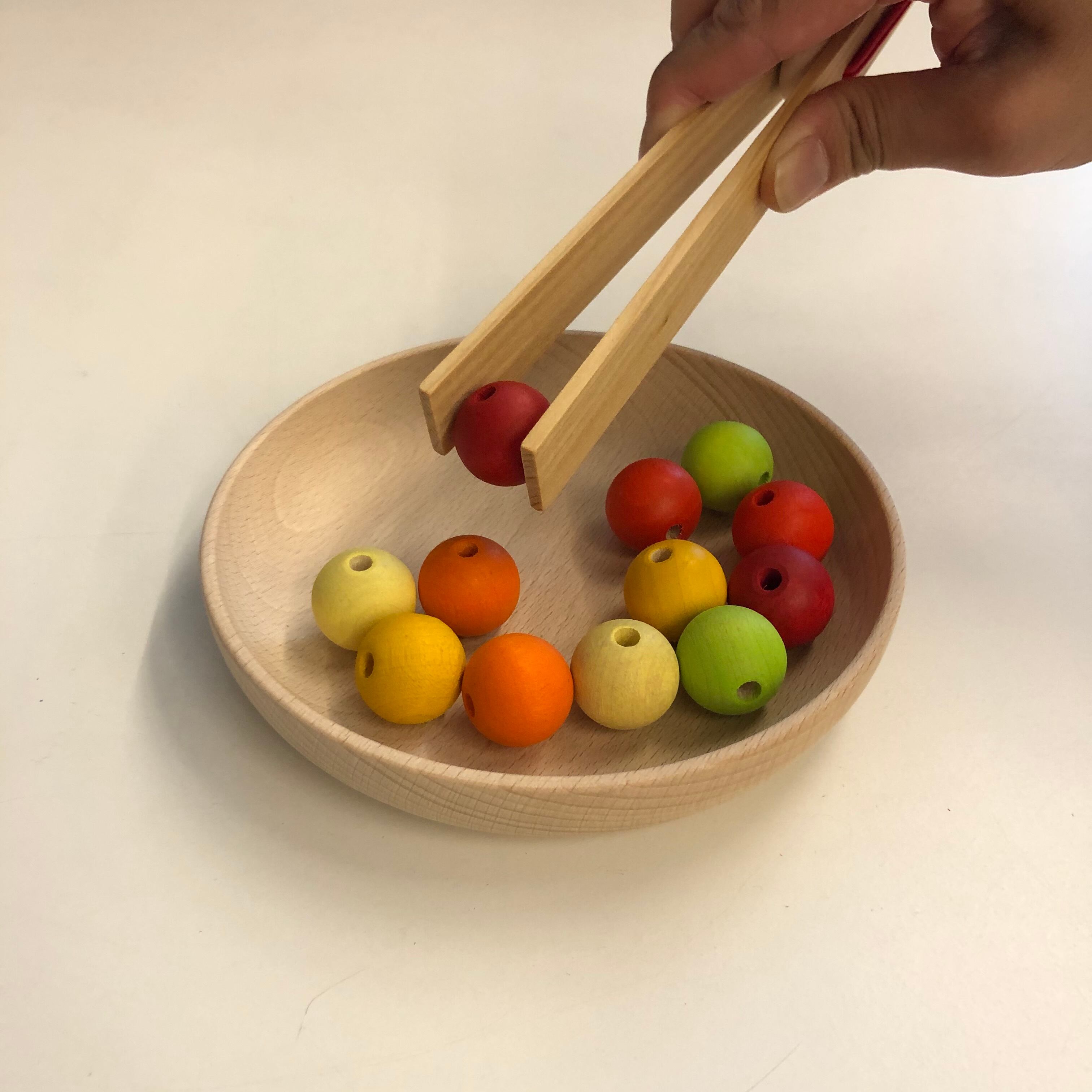 Grimm'sグリムス / 2㎝木製ビーズ24個+ひも通し用ひも1本 | wg-anne