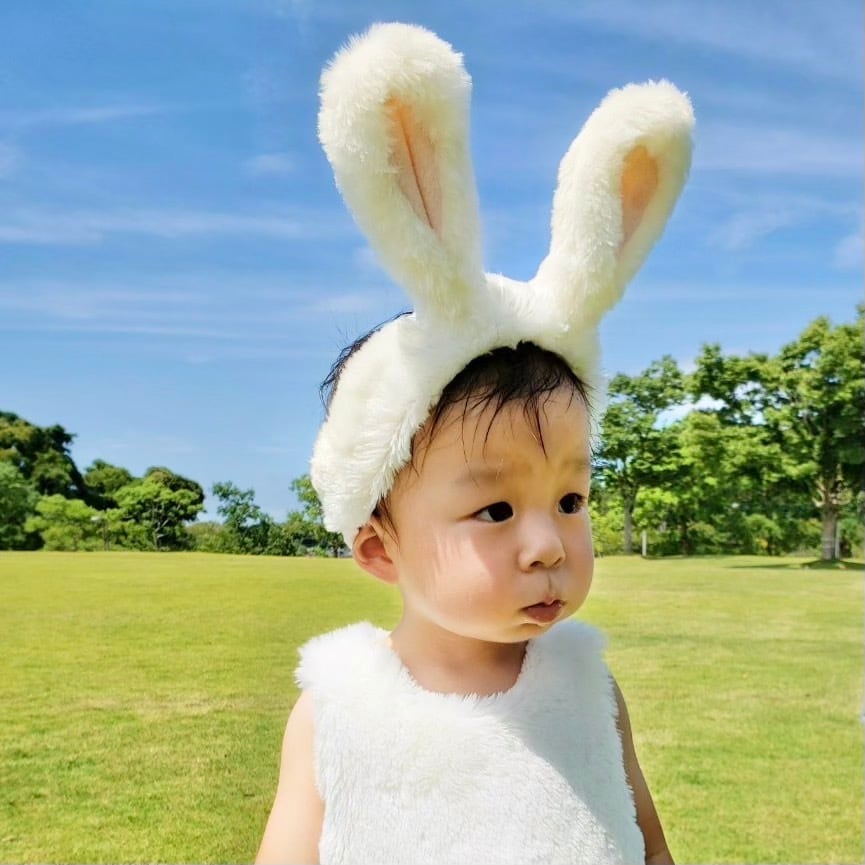 ウサギさん ヘアバンド + 洋服 コスチュームセット ✿ ベビー & キッズ