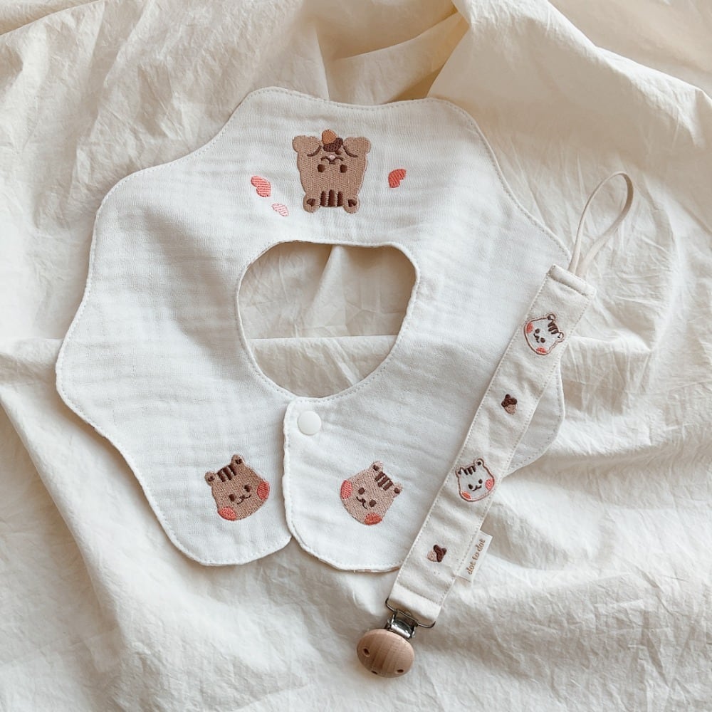 NEW】刺繍ウェーブデザインスタイ（スタイのみ） | Betty