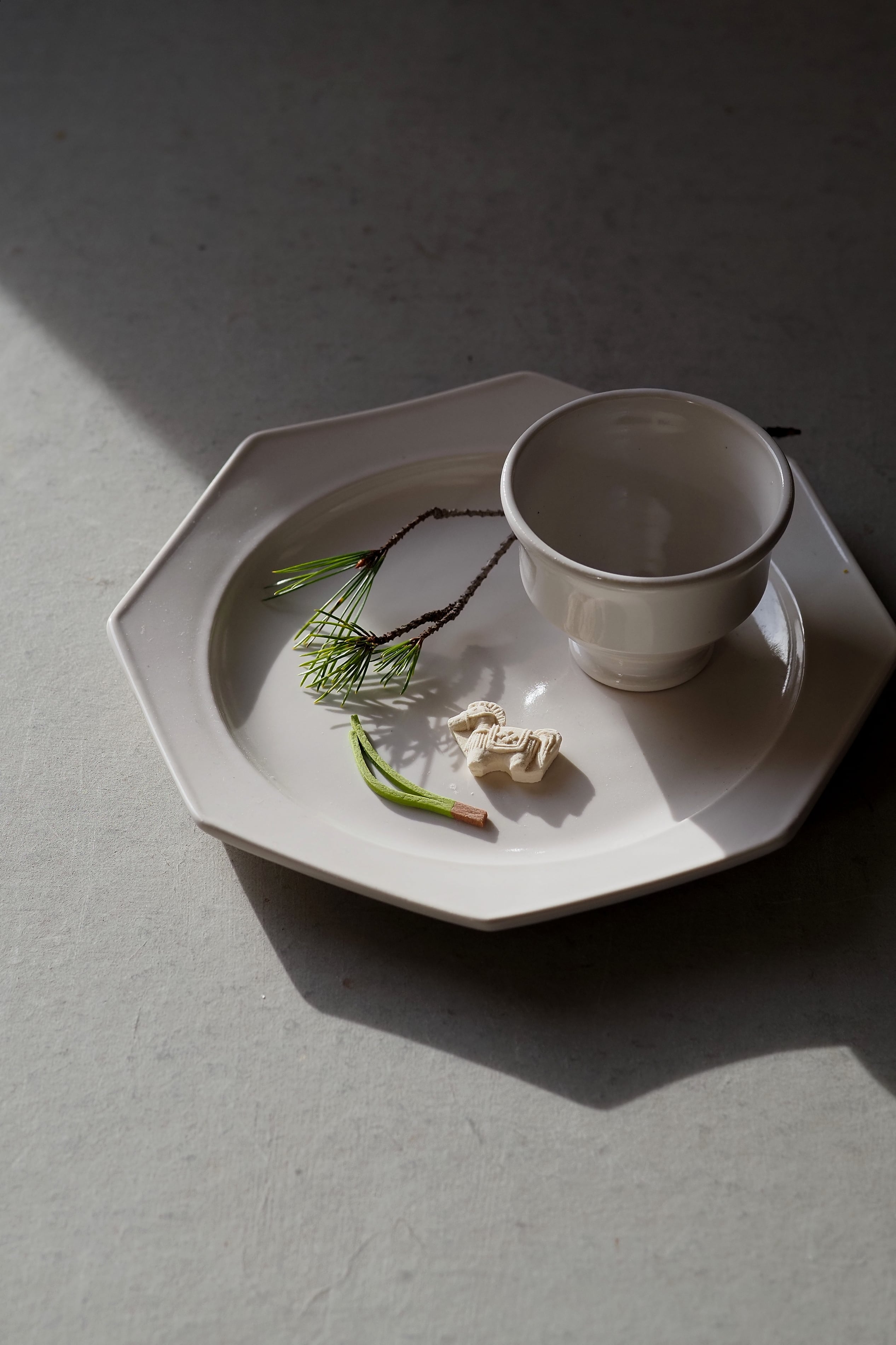 岡田直人 13.八角平皿M | 陶屋なづな