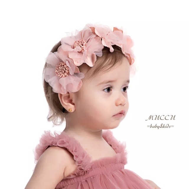送料無料 予約販売 可愛い 華やか お花 カチューシャ 0歳 3歳くらいまで 赤ちゃん 新生児 女の子 姉妹コーデ お誕生日 結婚式 お食い初め 100日祝い お宮参り フォトスタジオ ハーフバースデー ニューボーンフォト Muccu Baby Kids