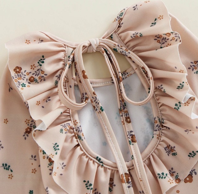 女の子 フリル水着