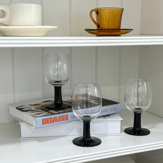 black stem wine glass / ブラック ステム ワイングラス ガラス コップ オブジェ 韓国インテリア雑貨