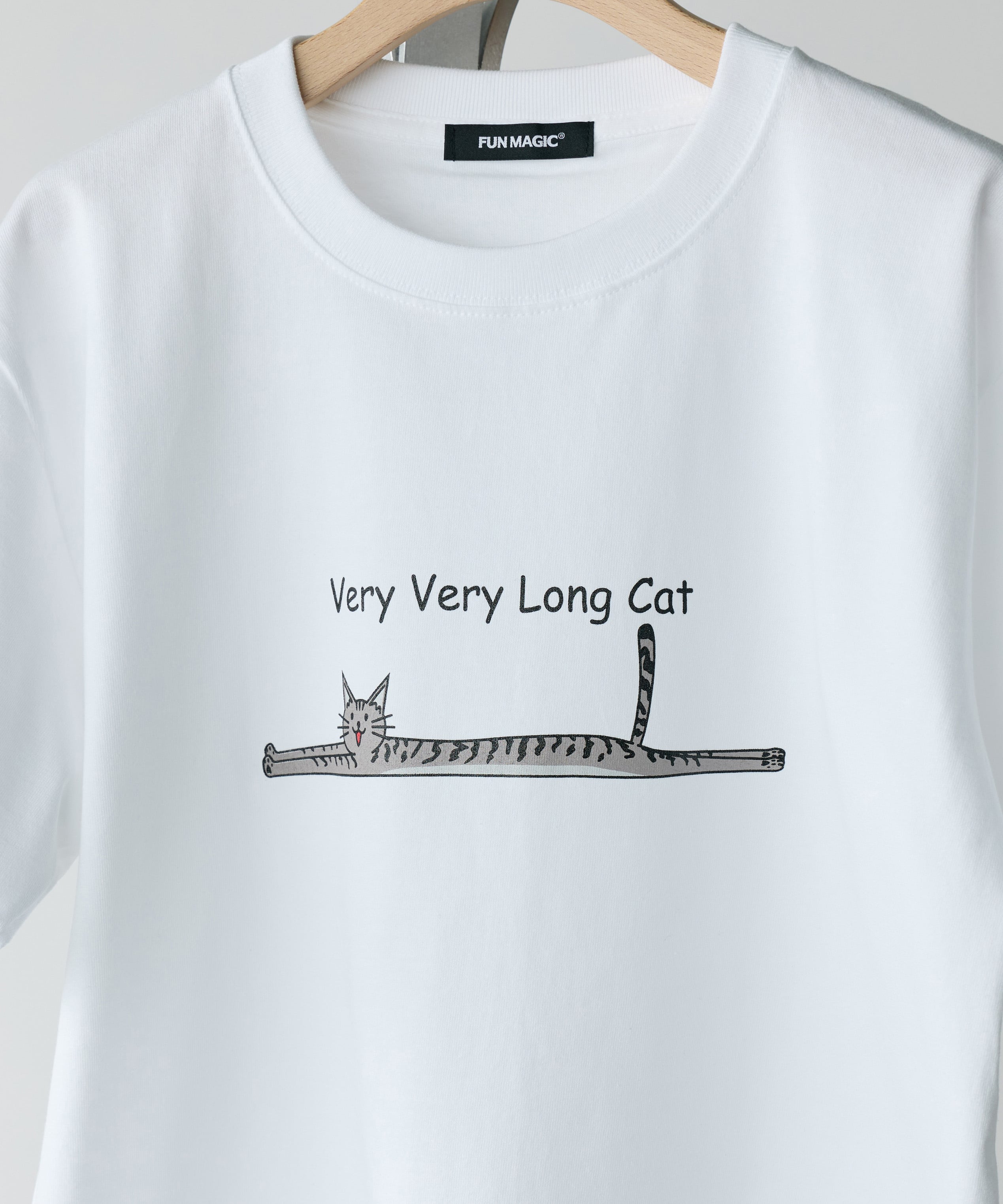 Very Very Long Cat