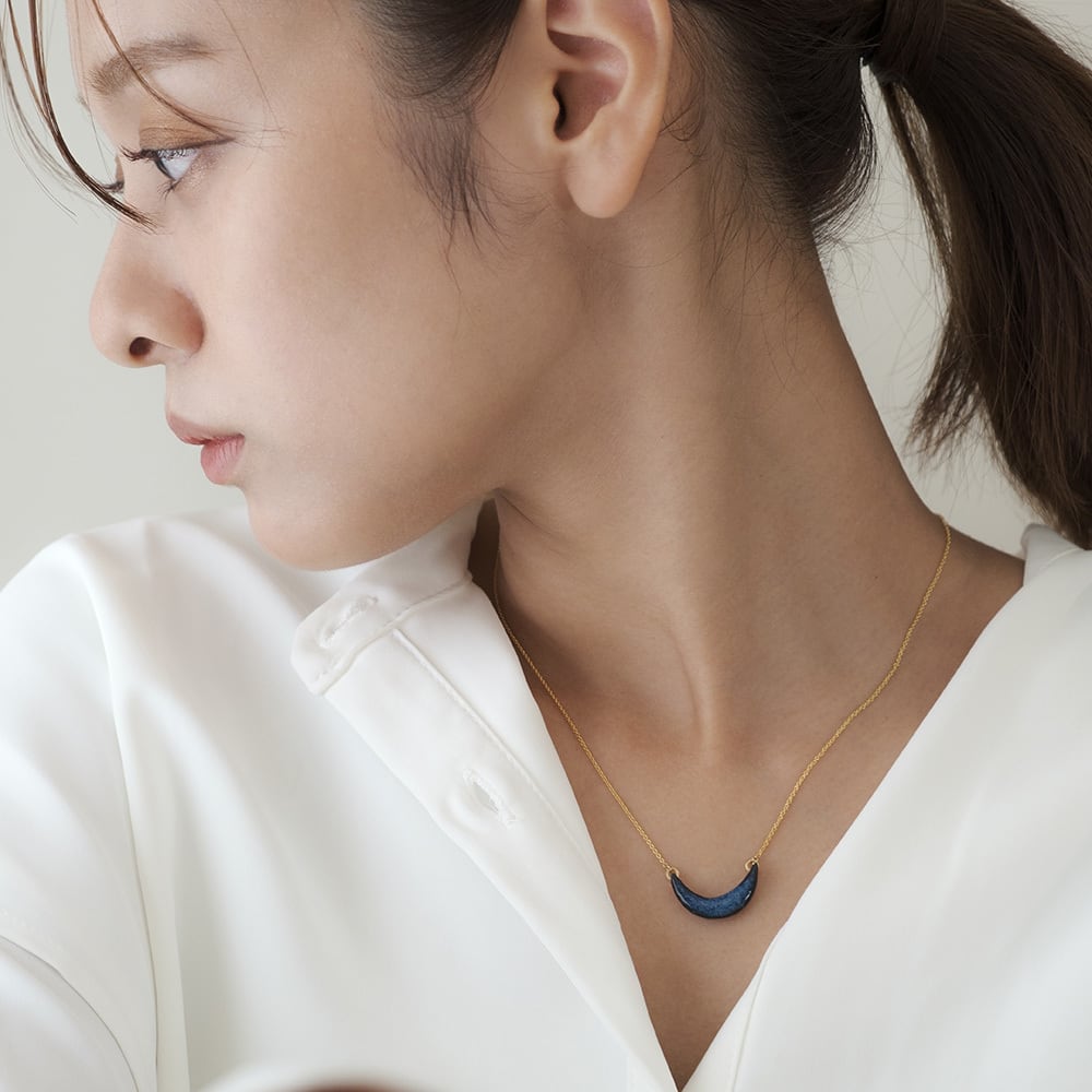 MIKELOオリジナル 陶器「tou」下弦の月 ネックレス｜藍（あい