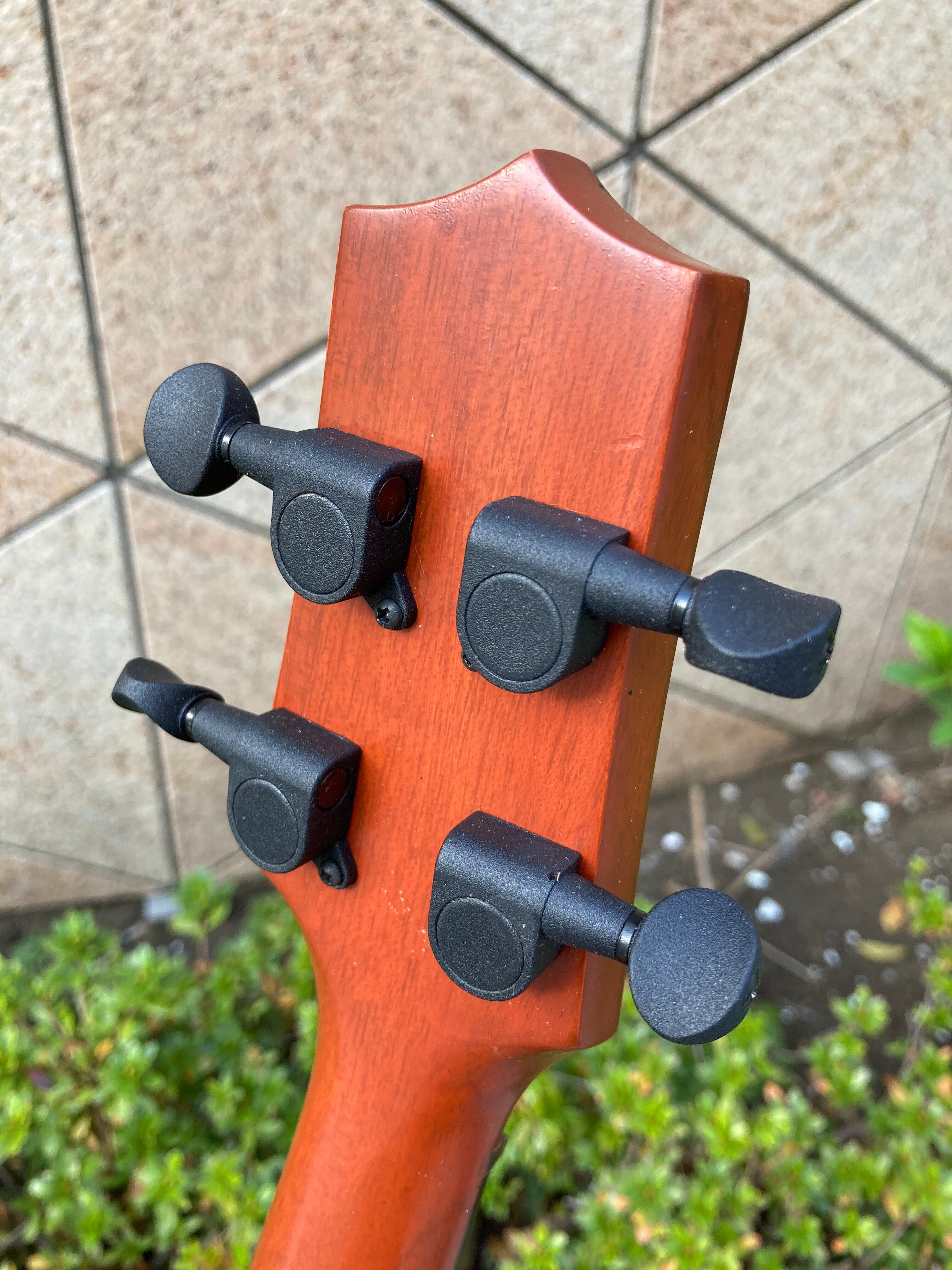 Acacia Soprano long neck | Cedar Wood's