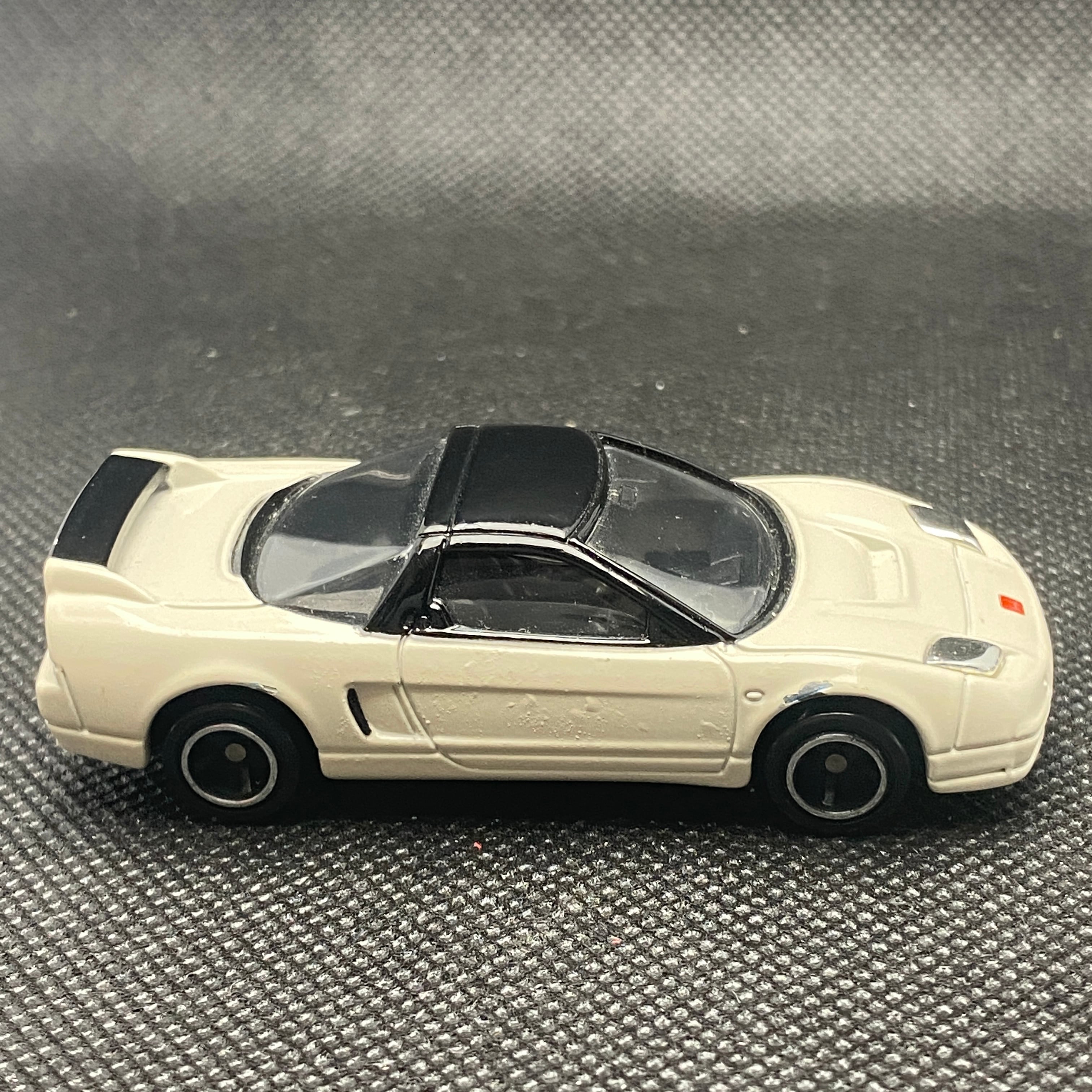 新年の贈り物 トミカNo.81 ホンダ NSX-R 2002年