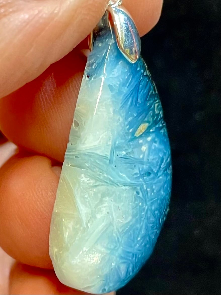 4) 超瞑想「グレイシアライト・ブルーアイス」研磨ルースPT | レムリア