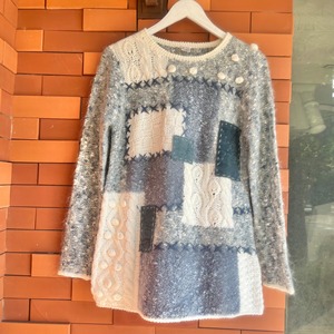 ponpon tsugihagi sweater