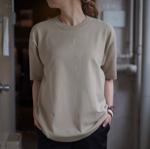 unfil(アンフィル) stretch organic cotton sweater grass beige