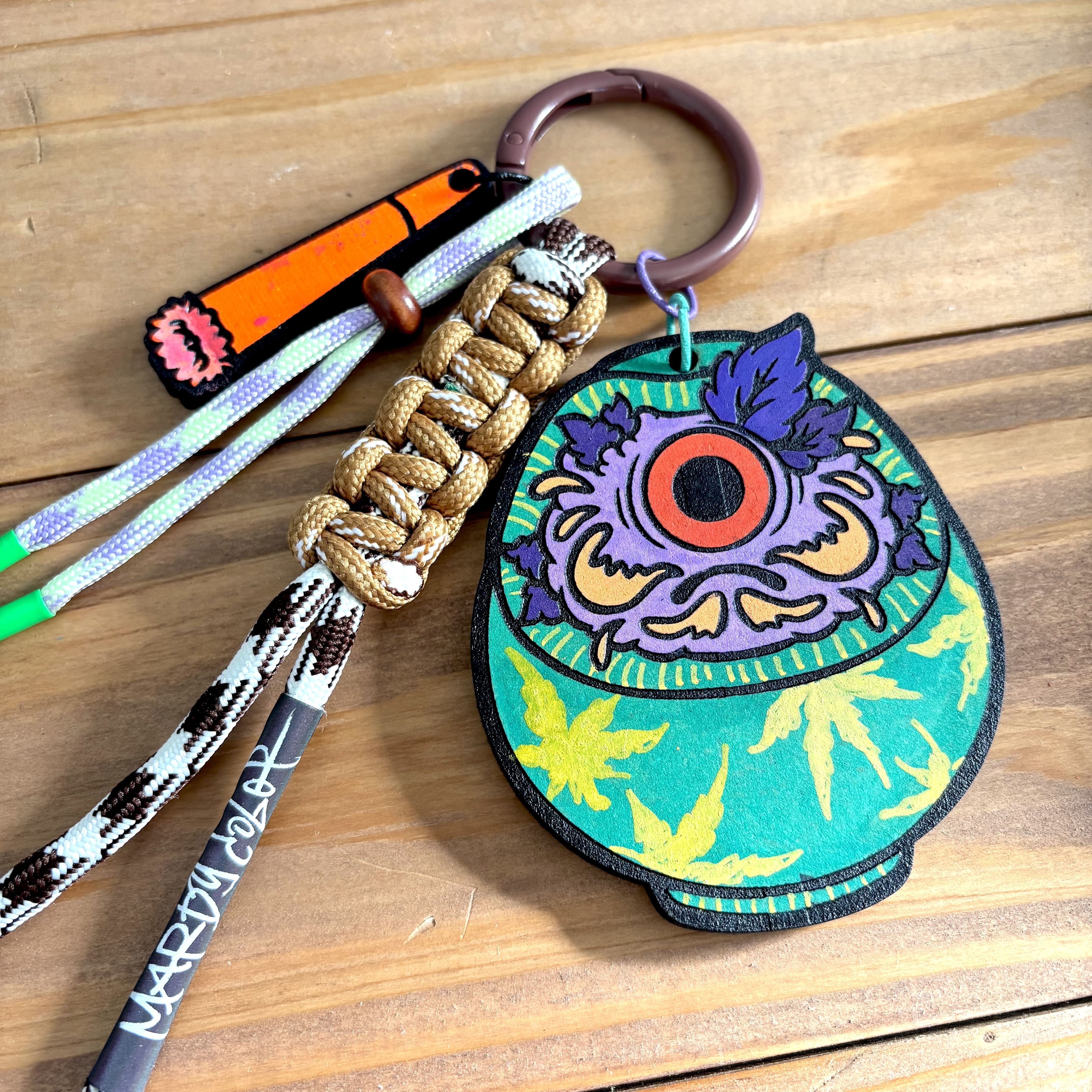 【幸福麻達磨】パラコードストラップ+チャーム付き