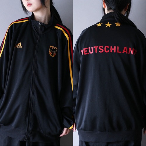 3-color sleeve line design over silhouette track jacket