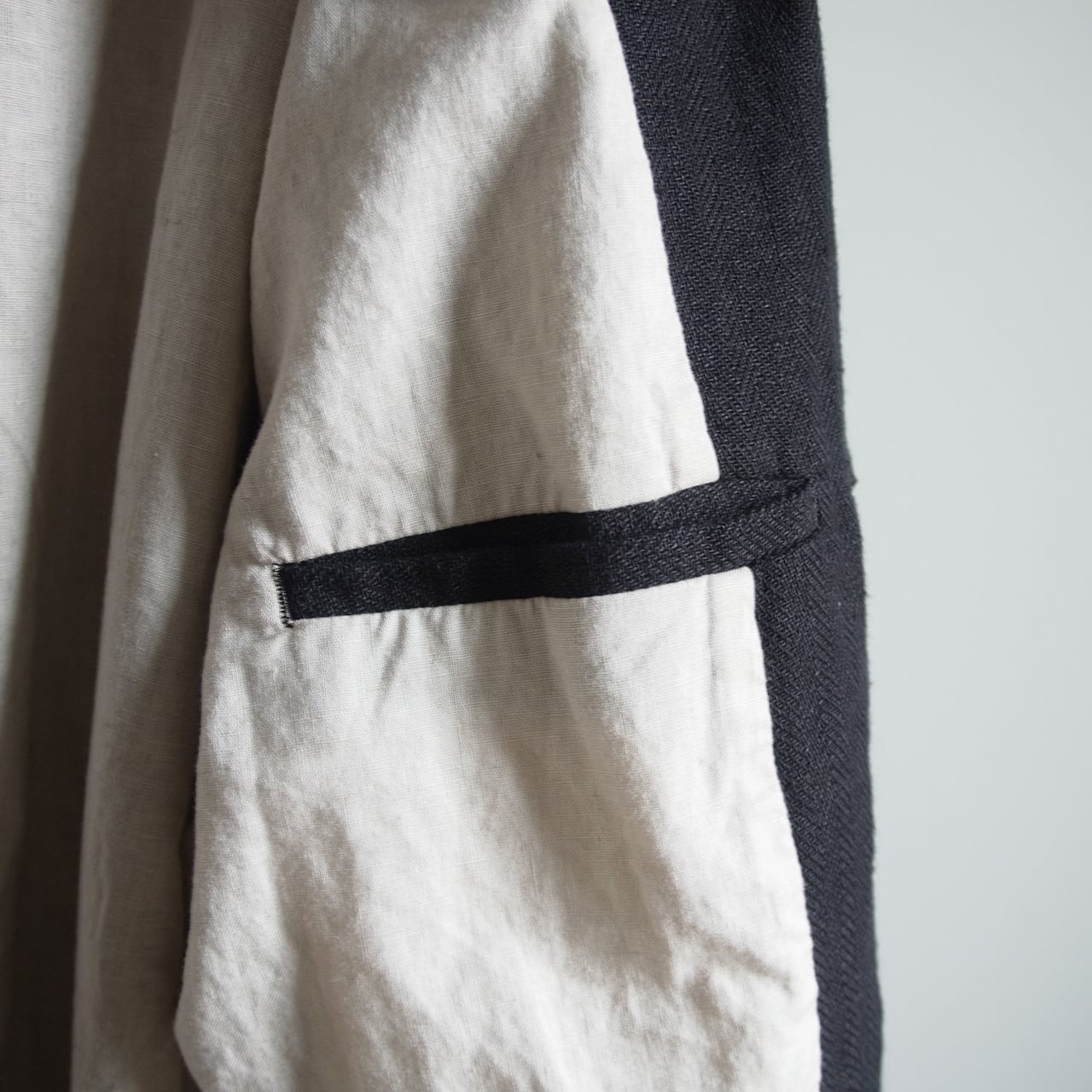 unisex coat jacket／herringbone linen〈black〉 | SALUÉ