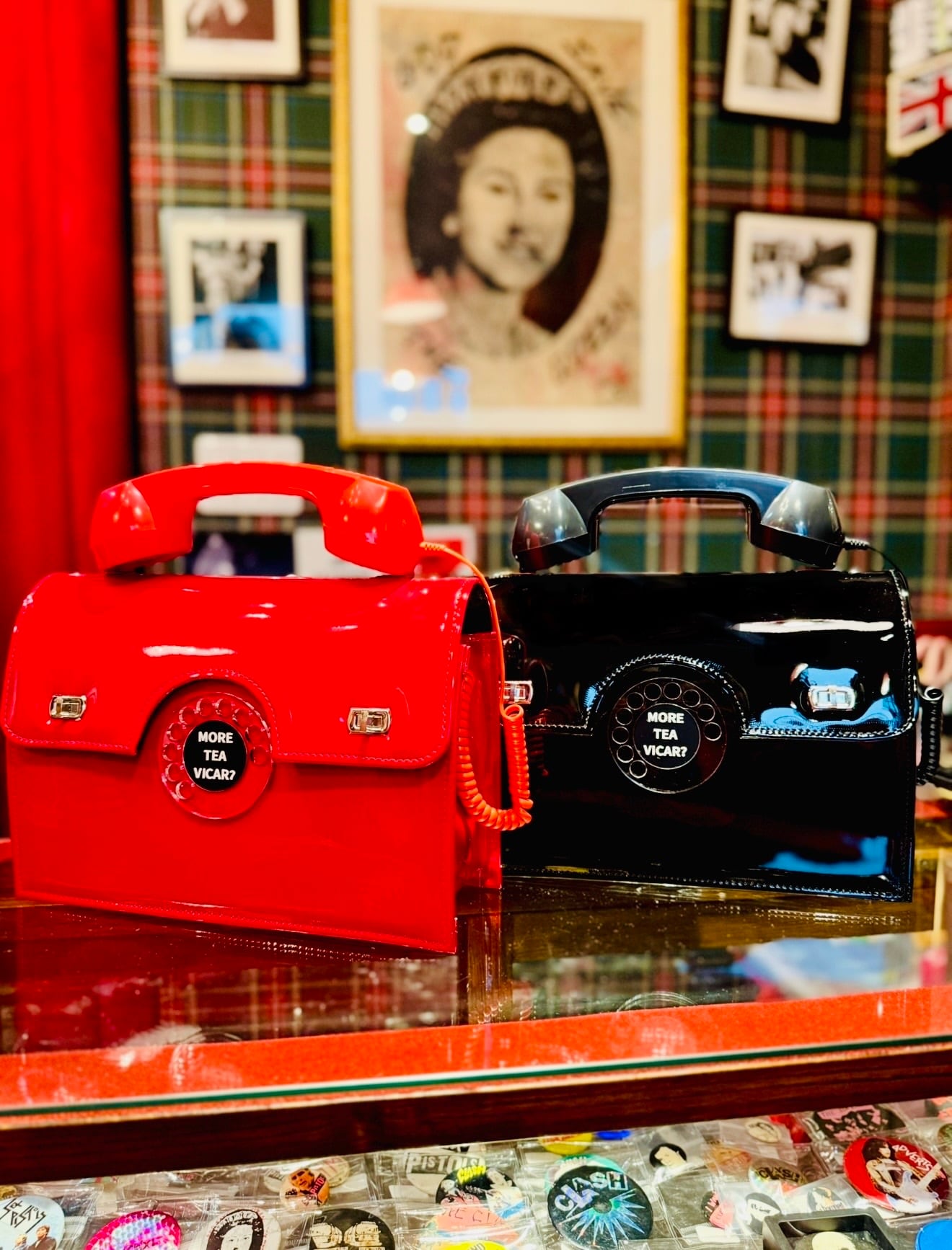 SINZ ×More Tea Vicar?3Way Telephone Bag
