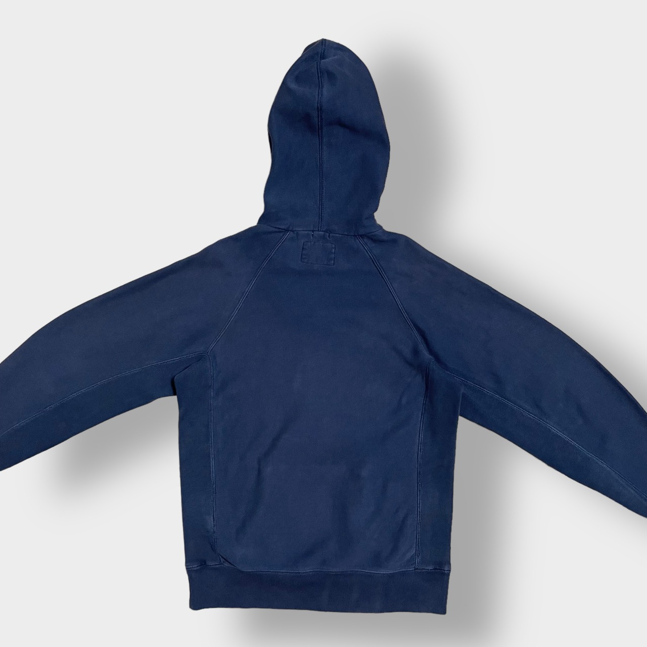 American Eagle Outfitters アーチロゴ ヴィンテージ 加工 パーカー プルオーバー スウェット フーディー ラグランスリーブ アメリカンイーグル xs us古着