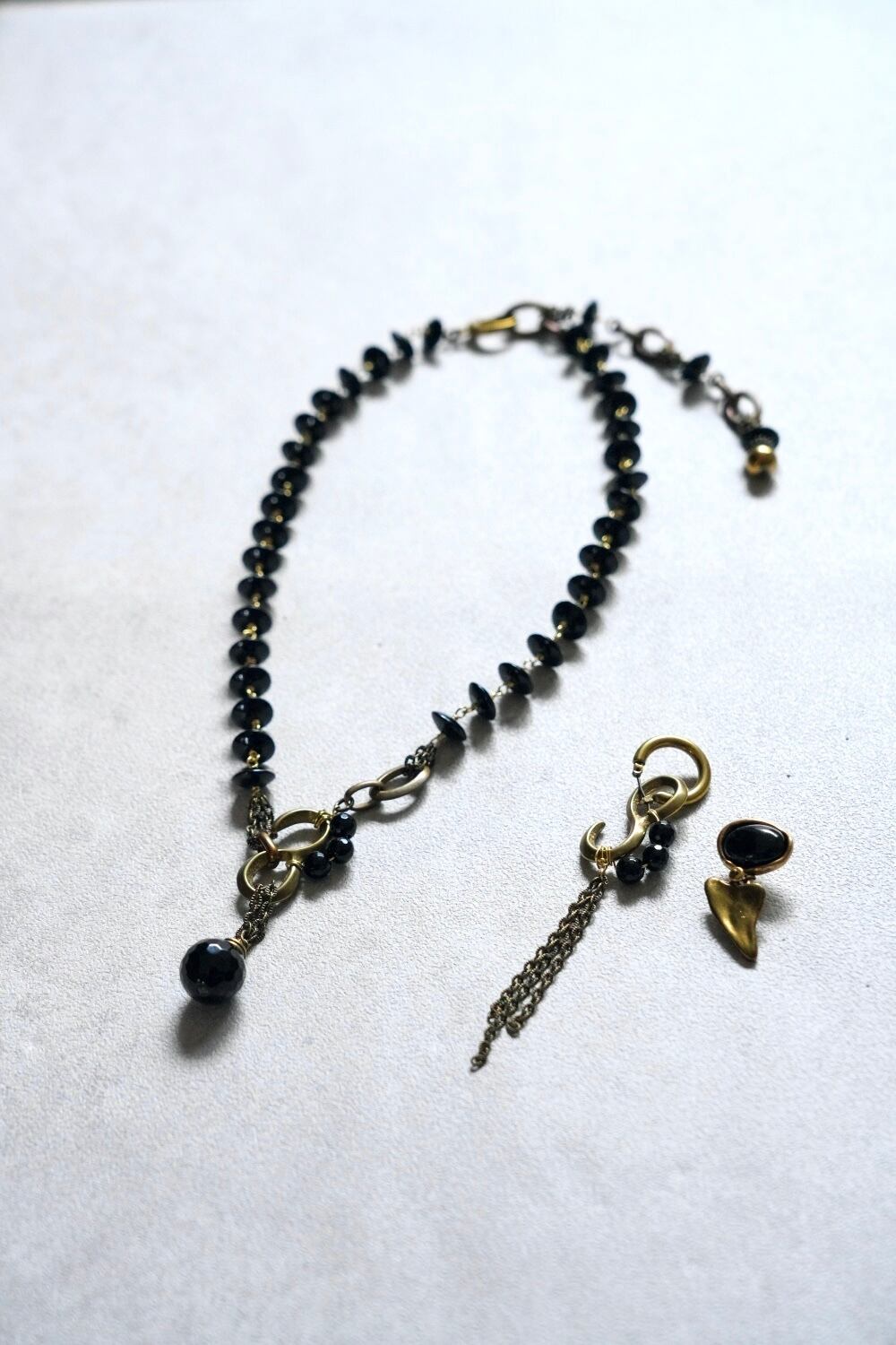 l’ombra footsteps in the dark necklace