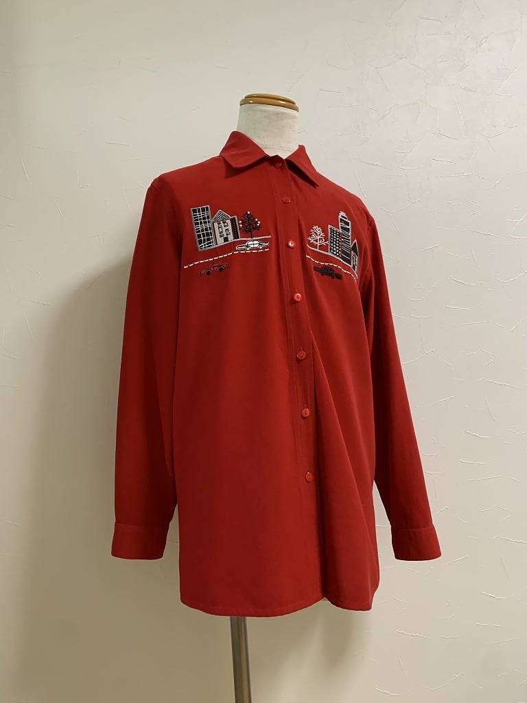 1990's Embroidery Design Long Sleeve Shirt