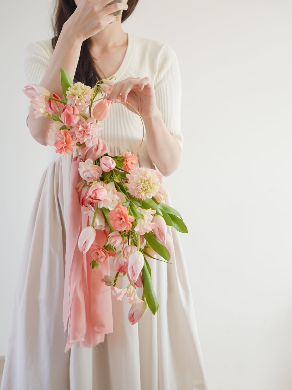 〈完成品販売ブーケ〉peach hoop artificial flower bouquet