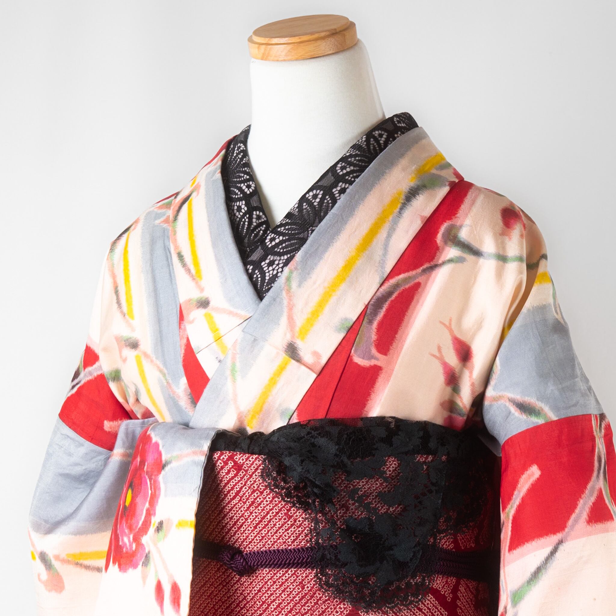 身丈158cm:可愛いストライプに牡丹 | casual Kimono 千梛