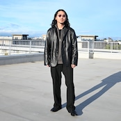 YASHIKI(ヤシキ)着回し抜群ハーフジップニット、普通に良いスラックスstyle2