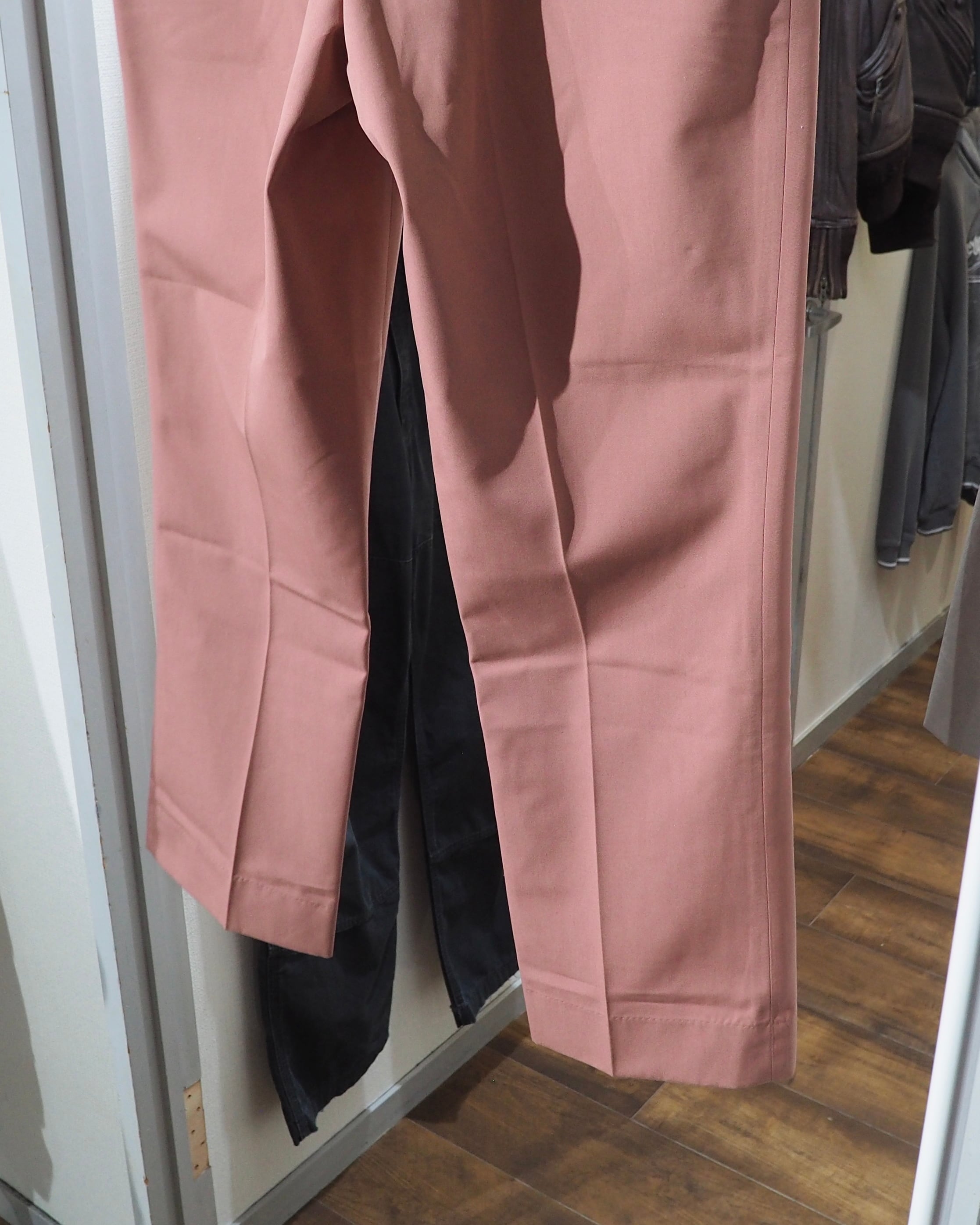 Beautiful Flamingo Pink color vintage Semi - Flare slacks Pants