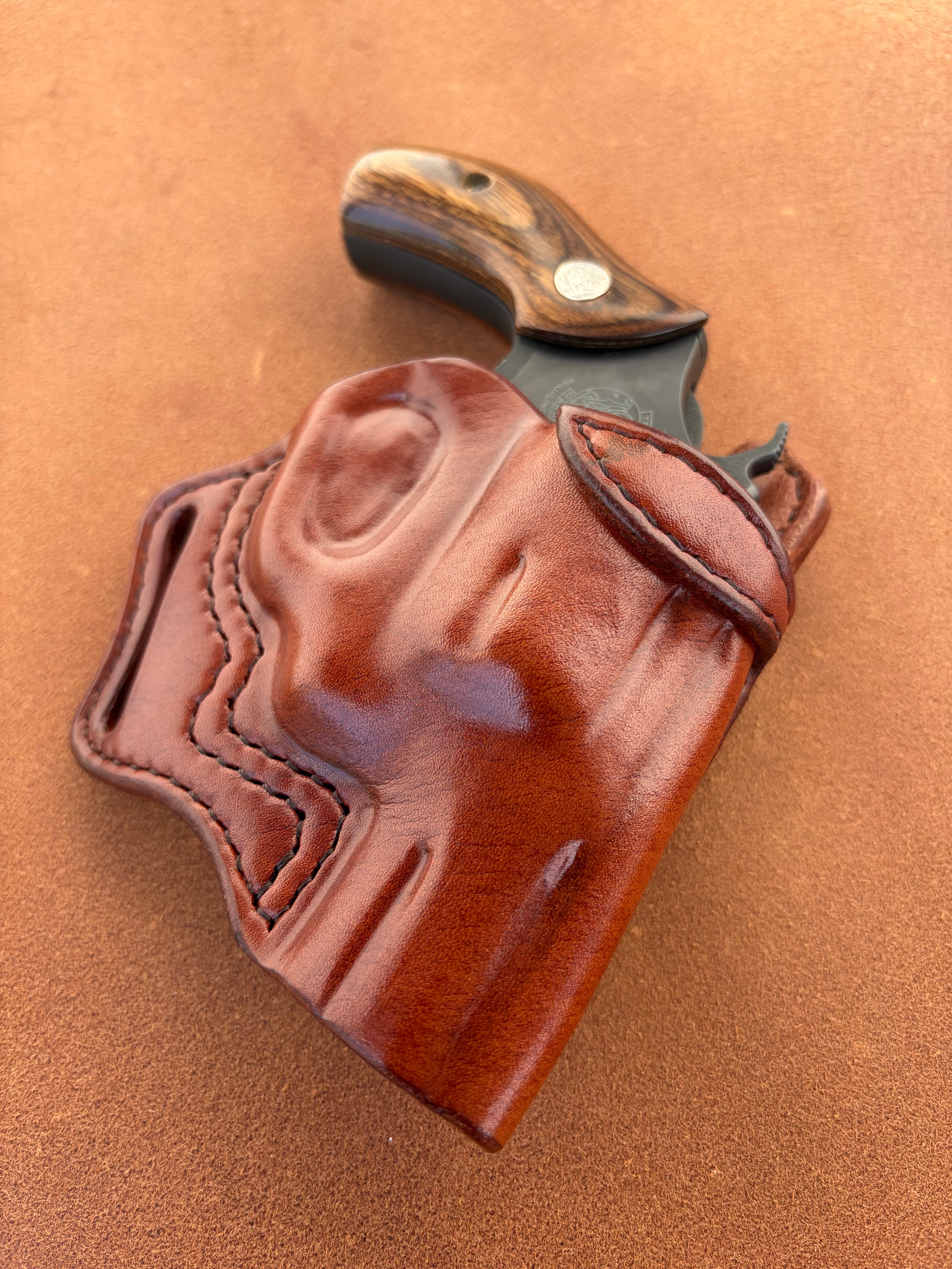 j frame（M36シリーズ）用avenger leather holster | 黒沼興業