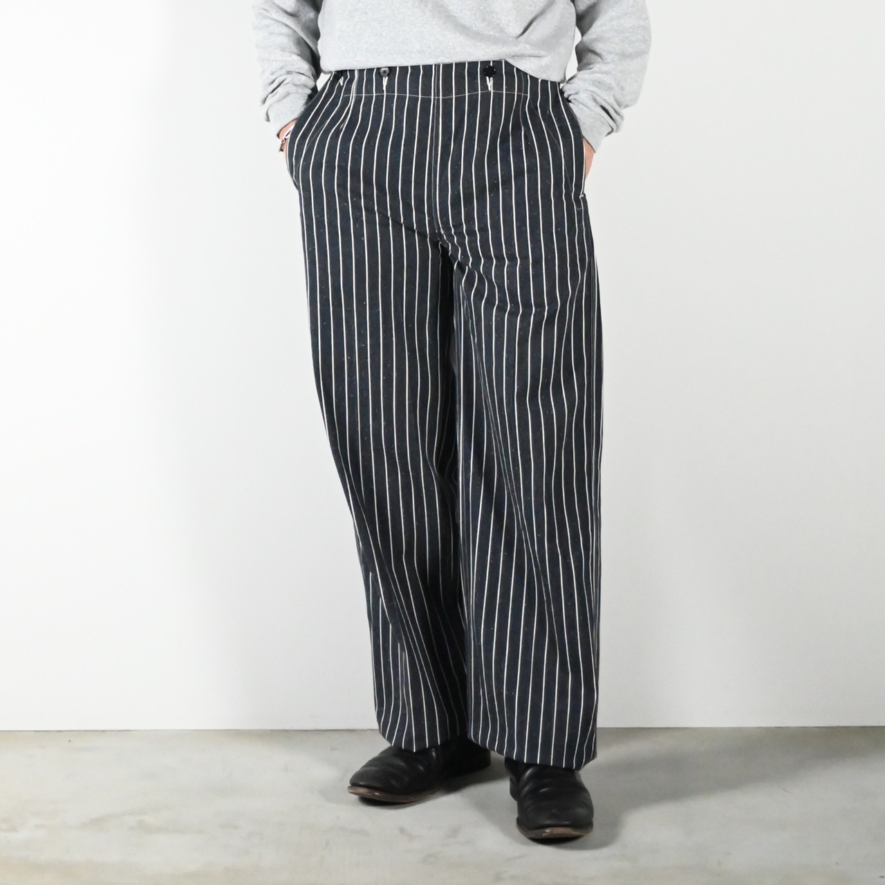 OLD JOE(オールドジョー)LACED BACK SAILOR TROUSERコーディネート