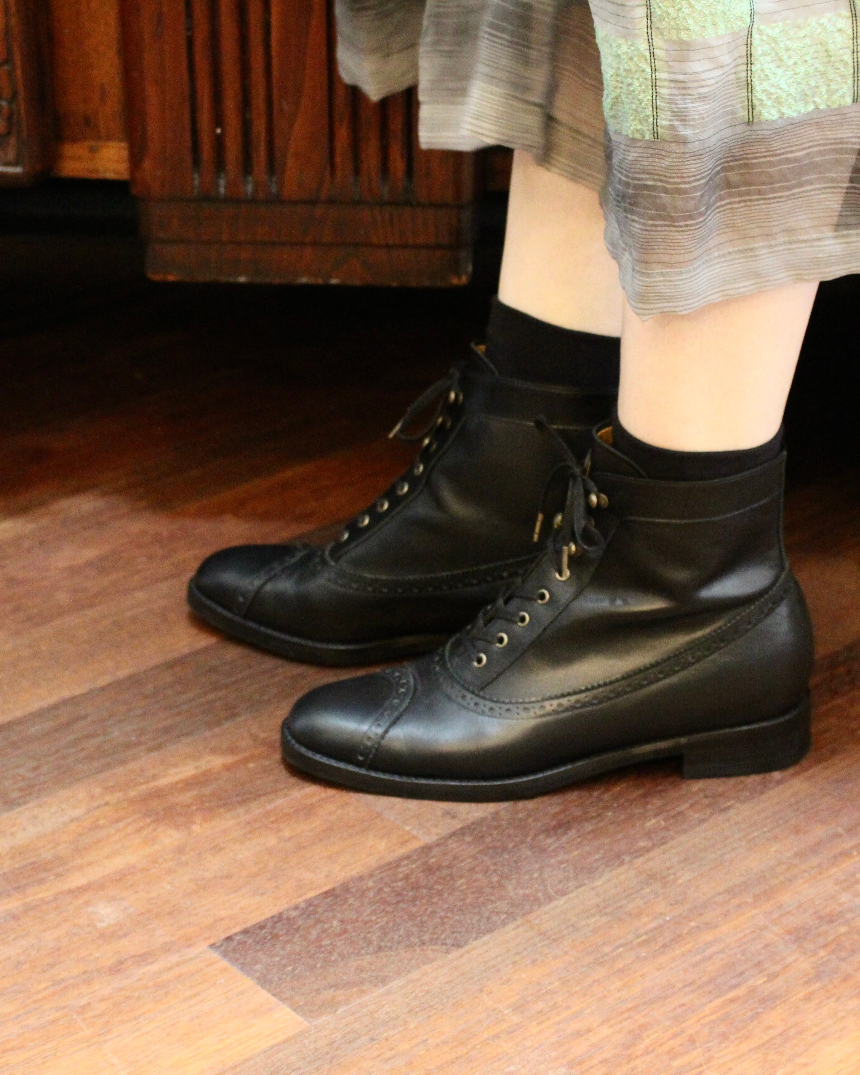 KATIM/laceup leather boots | Coffee Restaurant & Boutique mari