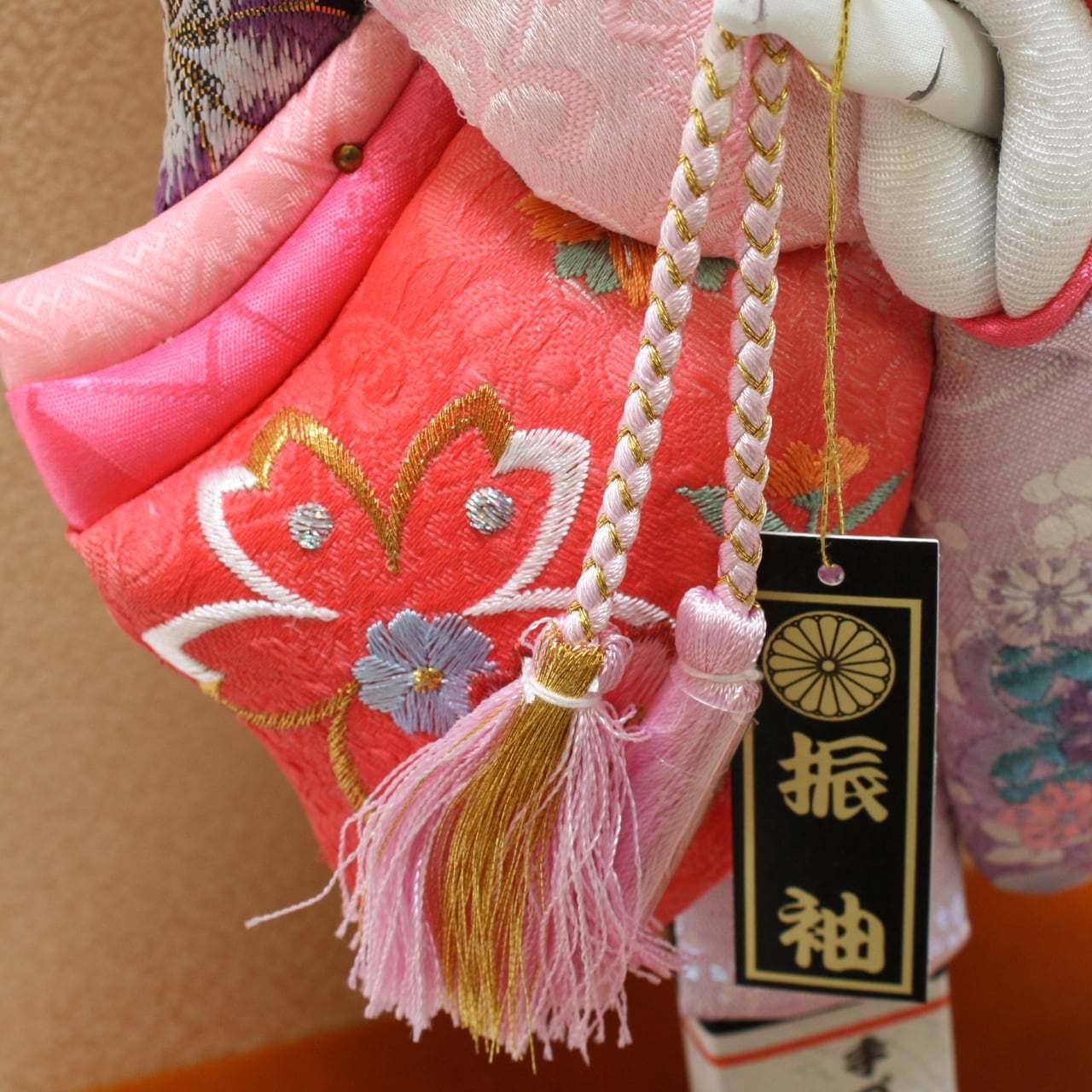 羽子板飾り《商品コード》10310-0134 花振袖 刺繍 10110-0141 羽子板