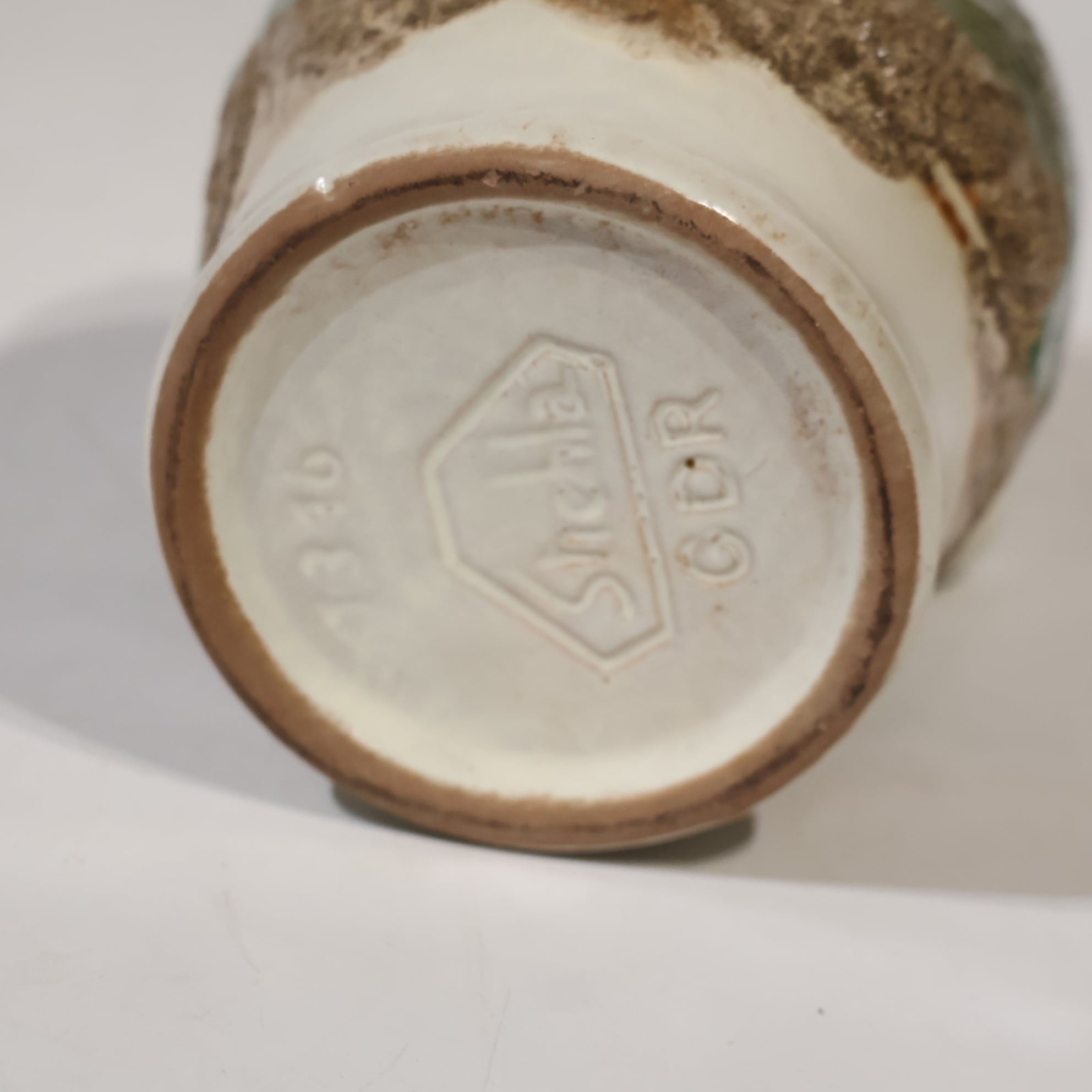 Strehla-- 15.2cm | Fat Lava & German Art Pottery