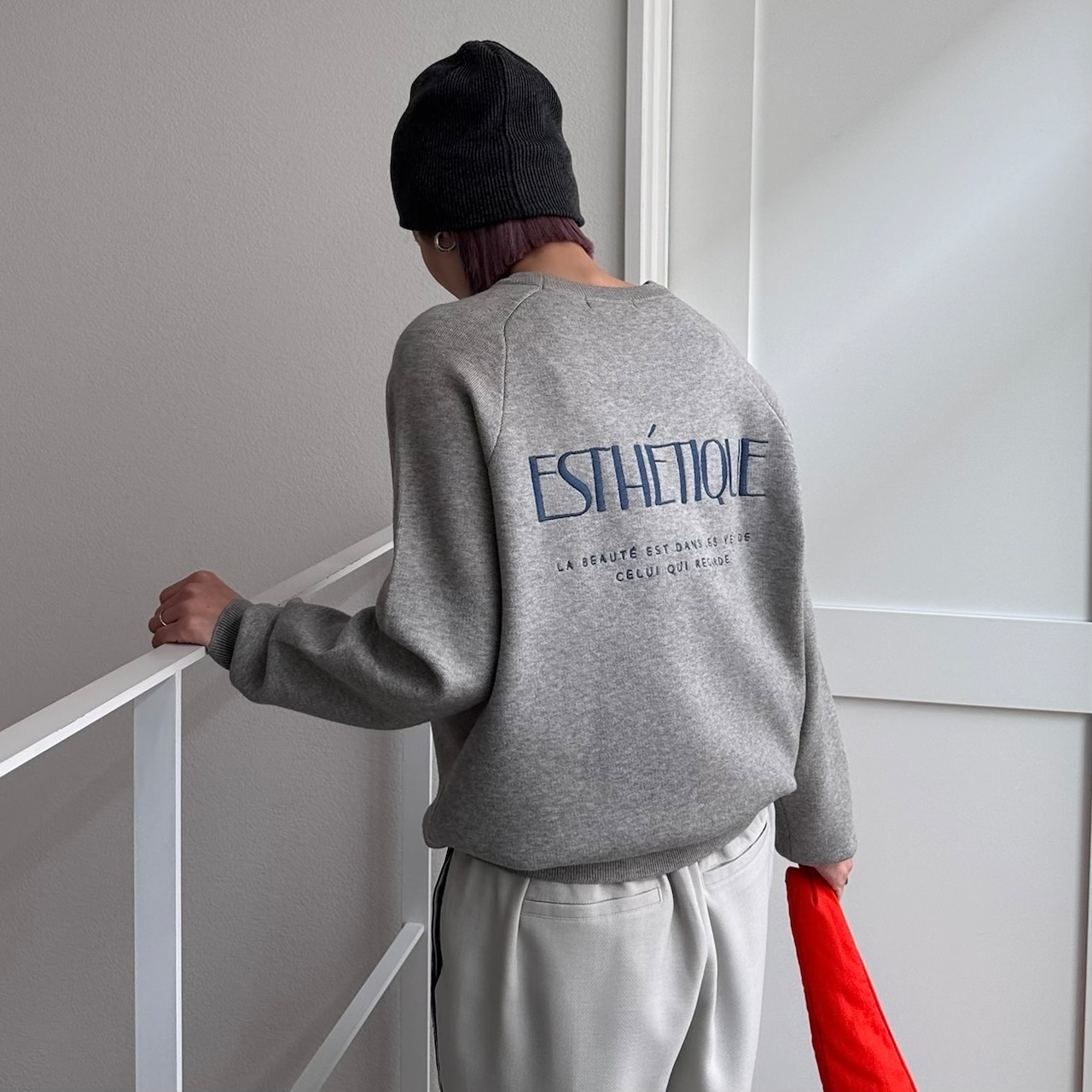 刺繍ロゴスウェットライクKnit/グレー