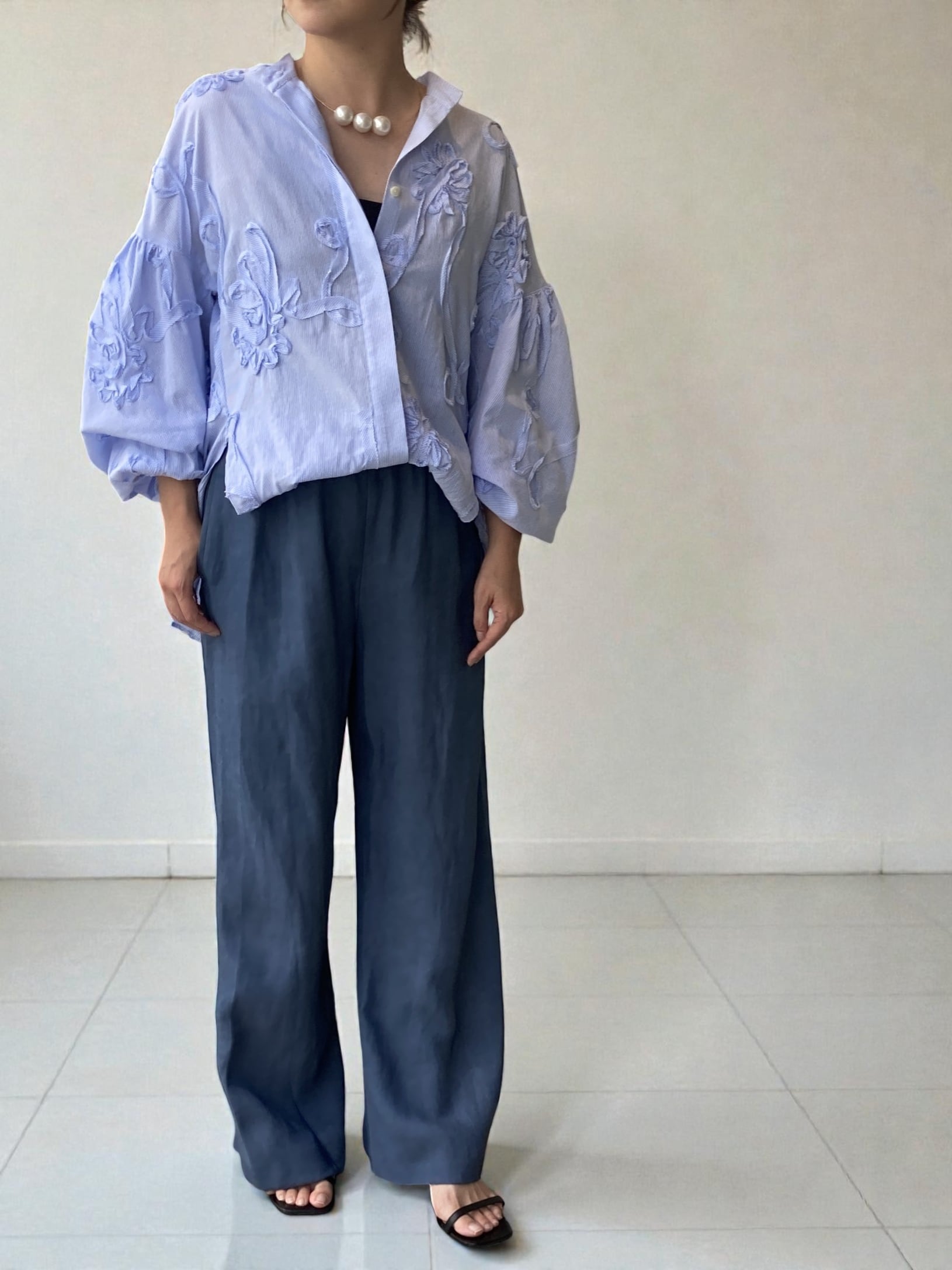 レスピラストライプエンブブラウス(ネイビー)