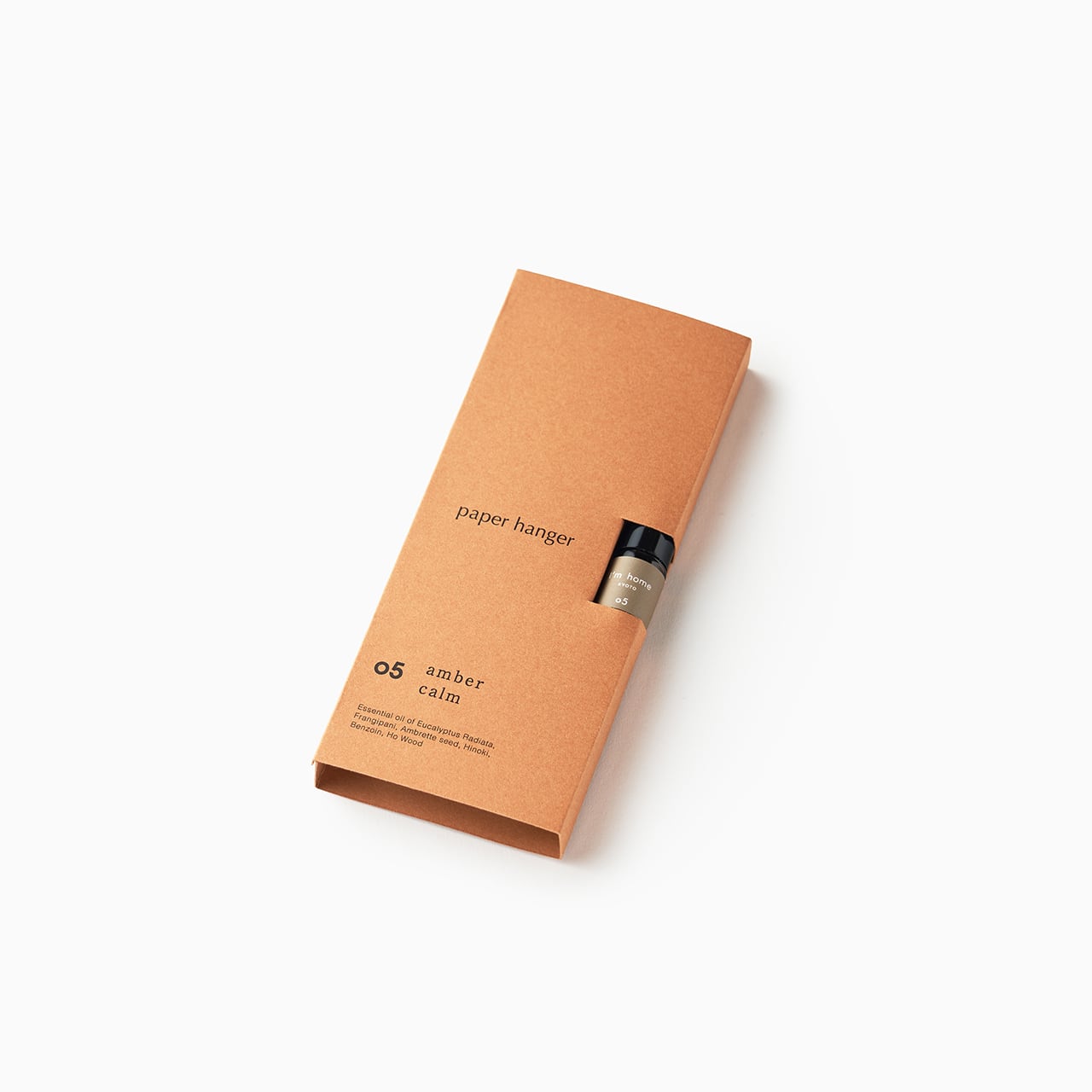 05 amber calm & paper hanger【ロールオンボトル 2ml】 | TADAIMA